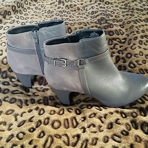 Easy Spirit Shoes - Brand new super cute boots Easy Spirit Shoes - Brand new super cute boots